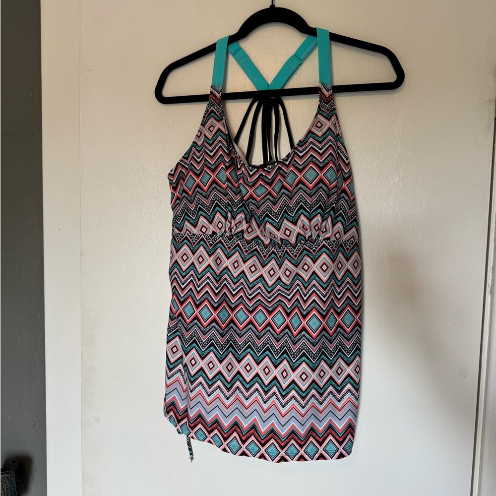Colorful Geometric Print Swim Top